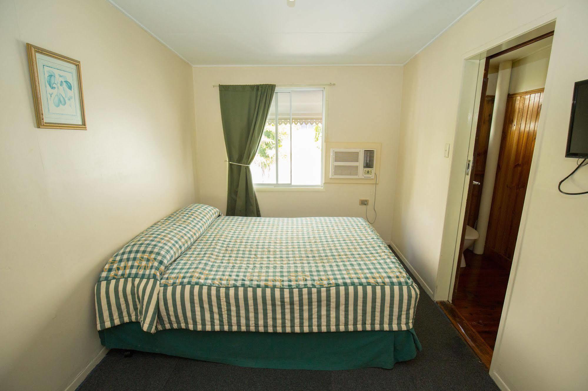 Brisbane Manor Motel Екстериор снимка